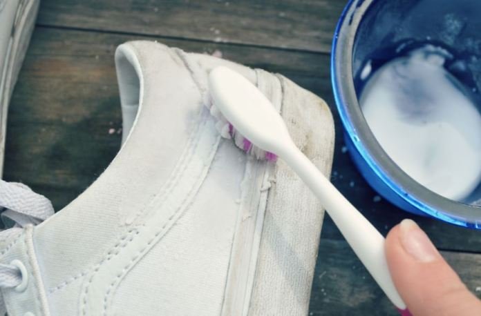 Manfaat Pasta Gigi Untuk Membersihkan Sepatu Putih – Elsozo